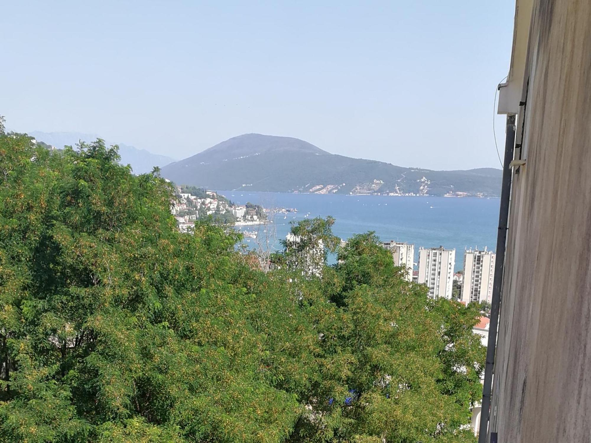 Dlx Apartman Adriatics Herceg Novi Ngoại thất bức ảnh